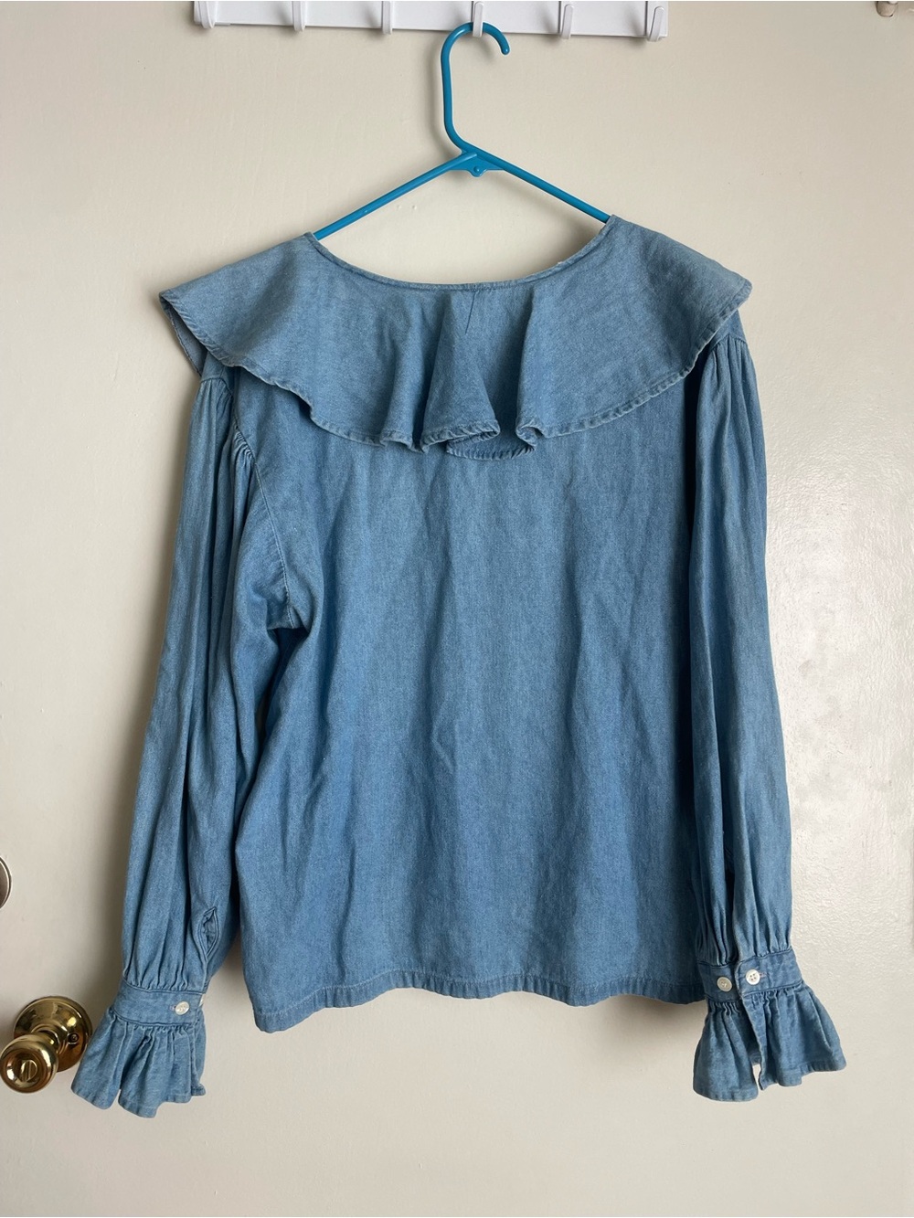 Krazy Kat Ruffle Long Sleeve - Picture 2 of 6